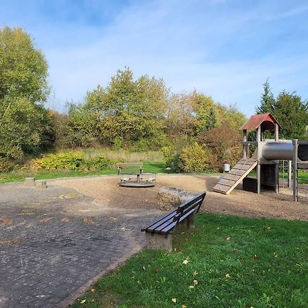 Schoene Wohnung Mit Eigenem Eingang Und Parkplatz Fulda Exterior foto